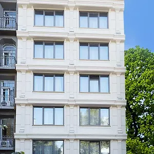 Otel Almadina